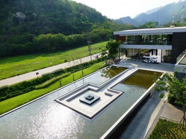 Hotel water fountain and pool