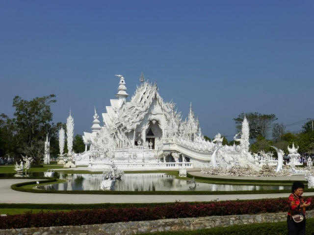 Chiang Rai white temple