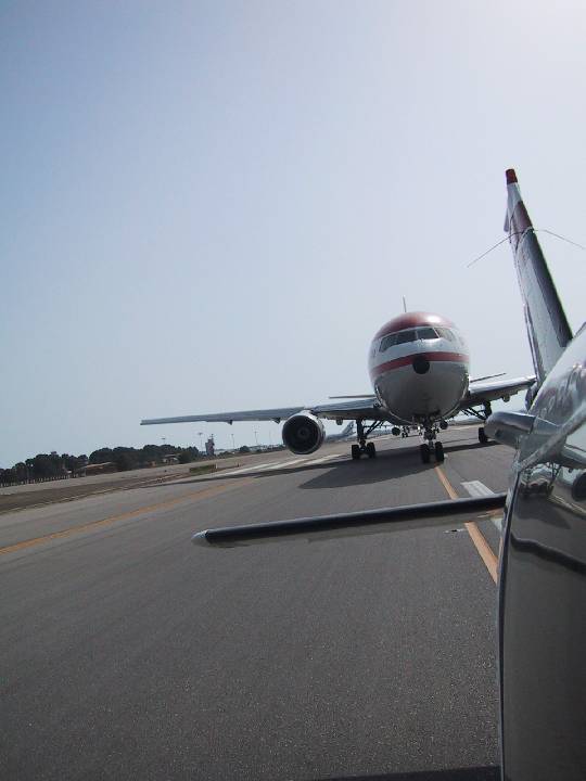 HB-LEM LEPA in front of LTU 