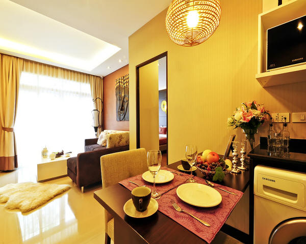 House Chiang Mai appartment eating and living area