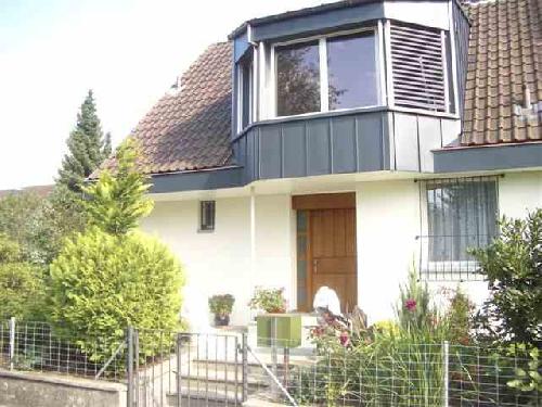 House Suhr front entrance