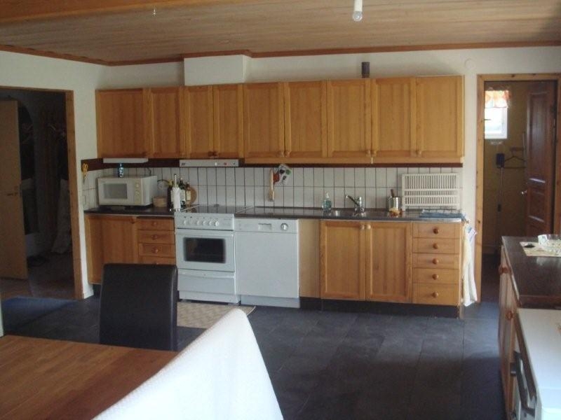 House Stocka kitchen wall