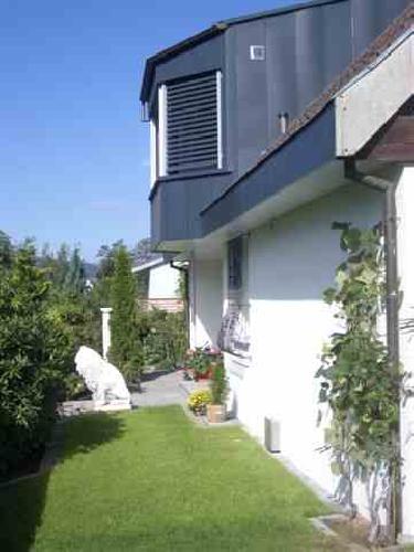 House Suhr entrance side view