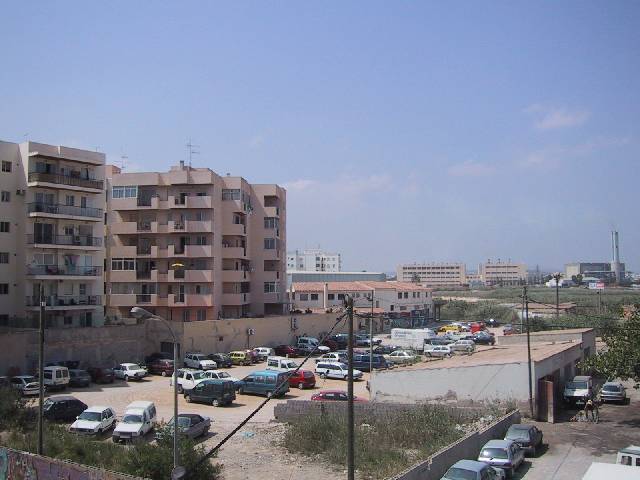 LEIB Eivissa Houses and parkinglot downtown