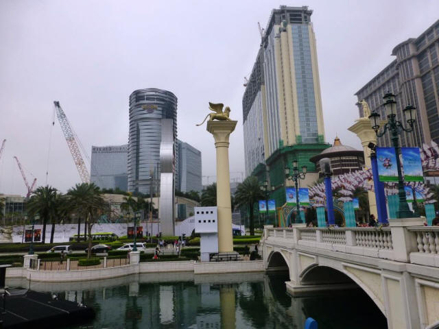 Macau lion statue on pillar
