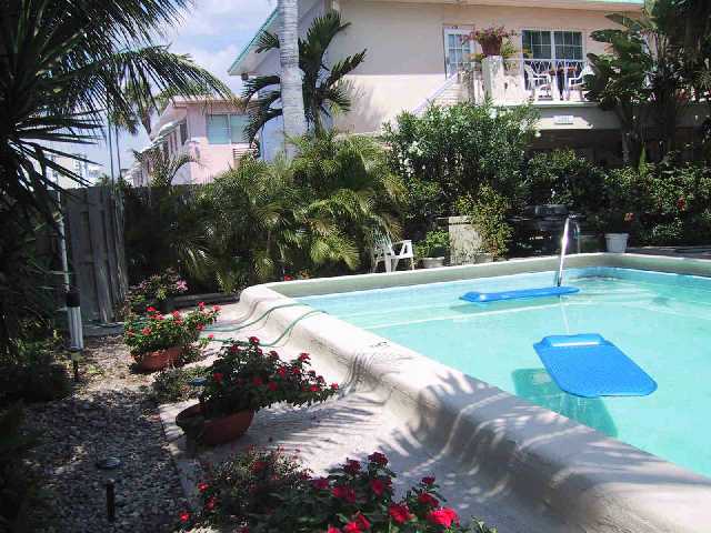 Fort Lauderdale Motel Pool