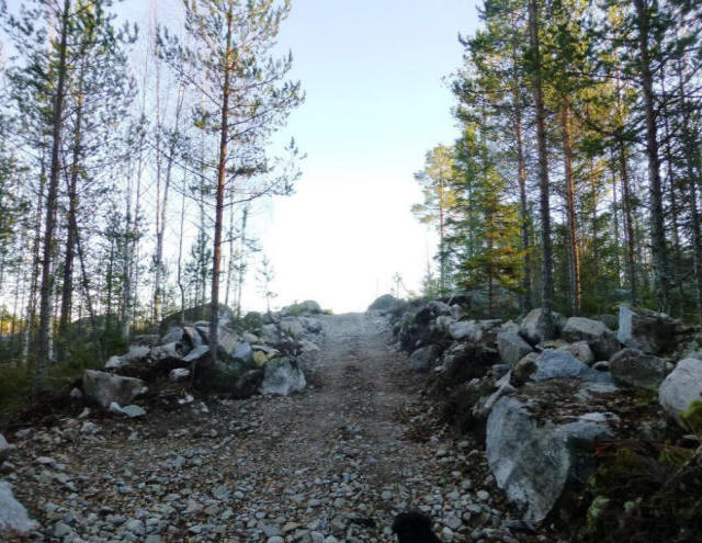 Stuga forestroad steep part with kita